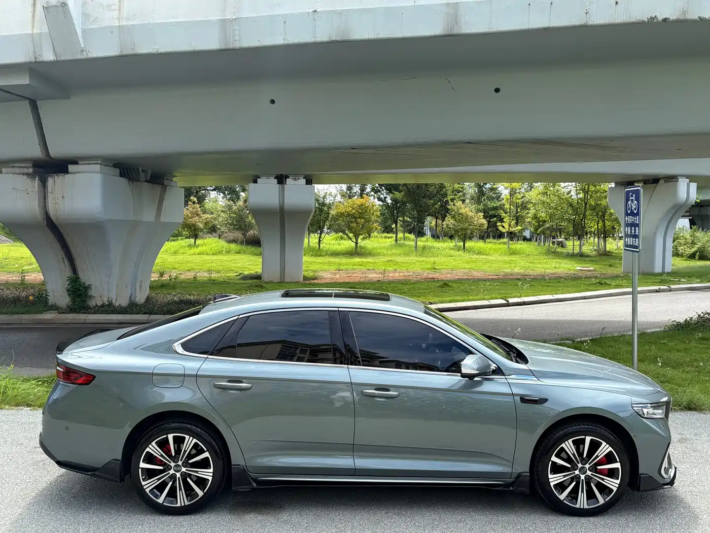 Geely Preface 2025 2026 Orient Yao 2.0TD Moonview Edition