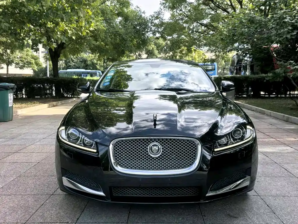 Jaguar XF 2012 2012 XF 3.0L V6 Elegance