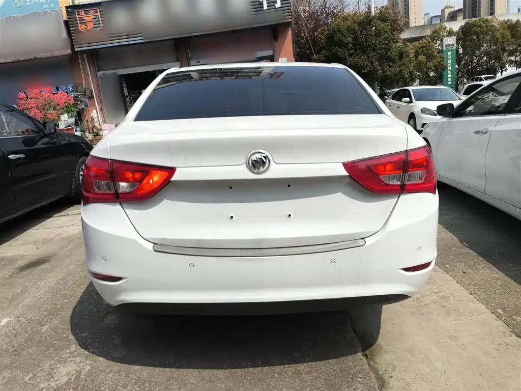Buick Excelle 2015 15N Automatic Elite фото 4