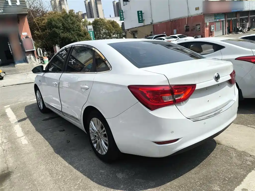 Buick Excelle 2015 15N Automatic Elite фото 23