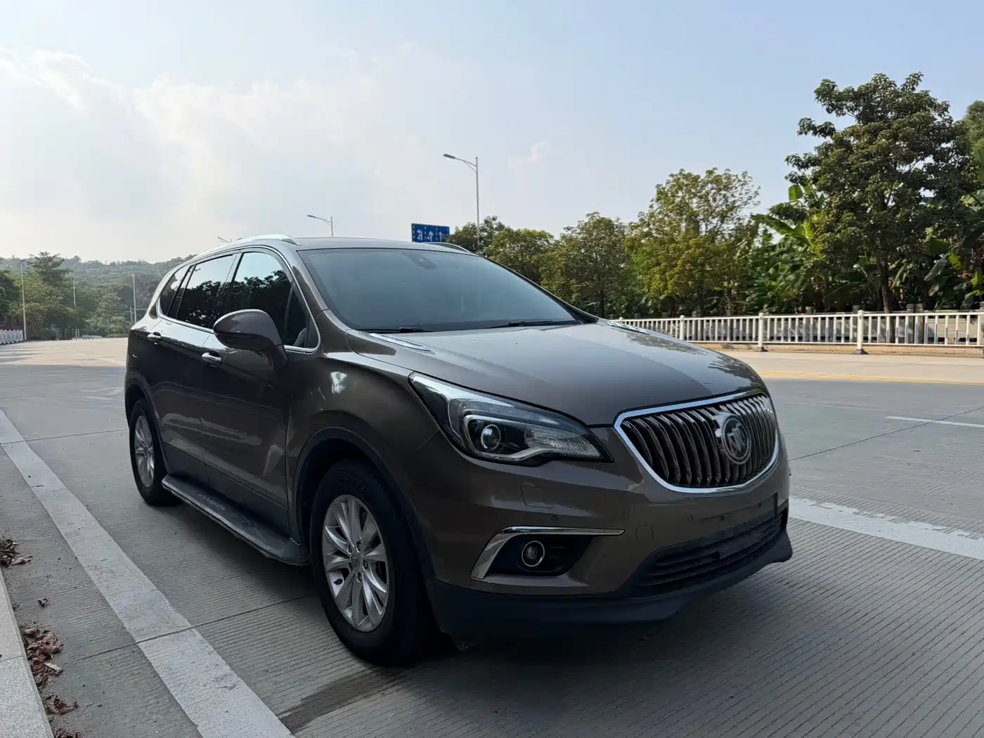 Photo 3 - Buick Envision Plus