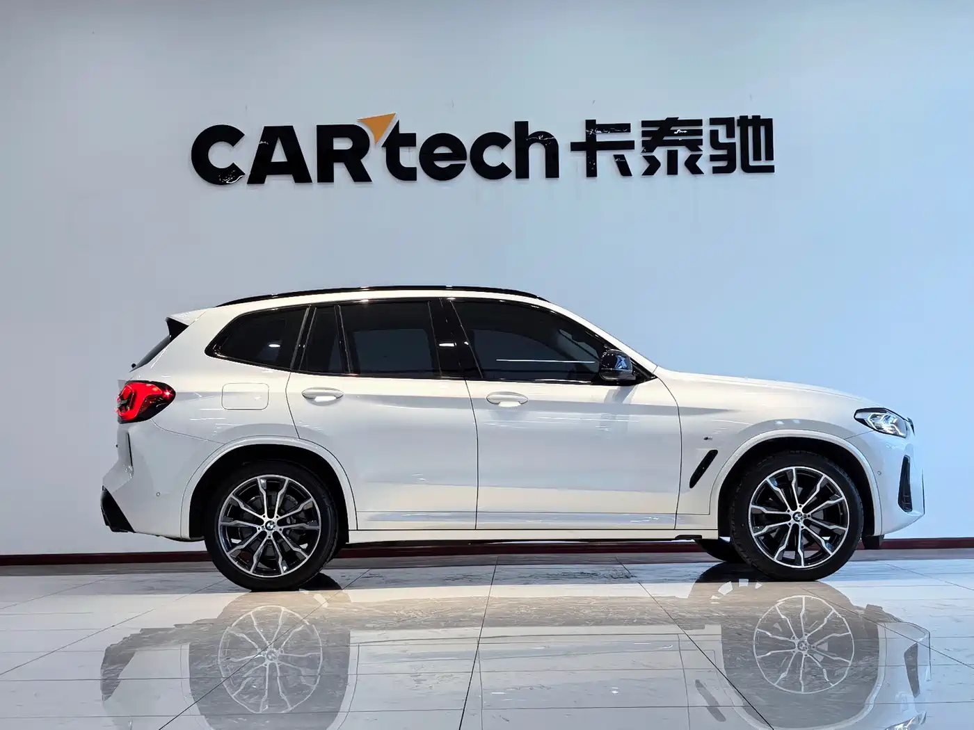 BMW X3 2023 xDrive30i Leading M Night Package фото 4