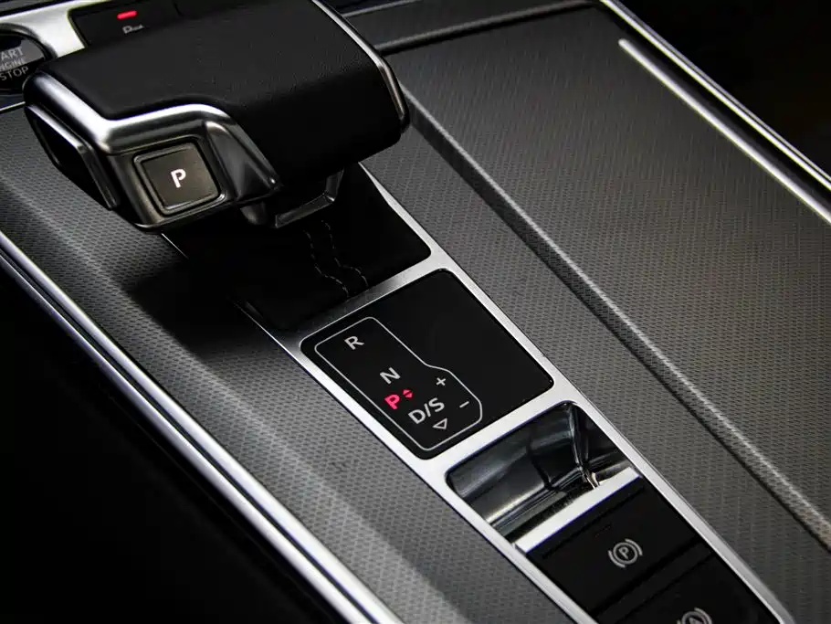 Audi A7L 2024 45TFSI S-line Dream Edition Crystal Package фото 21
