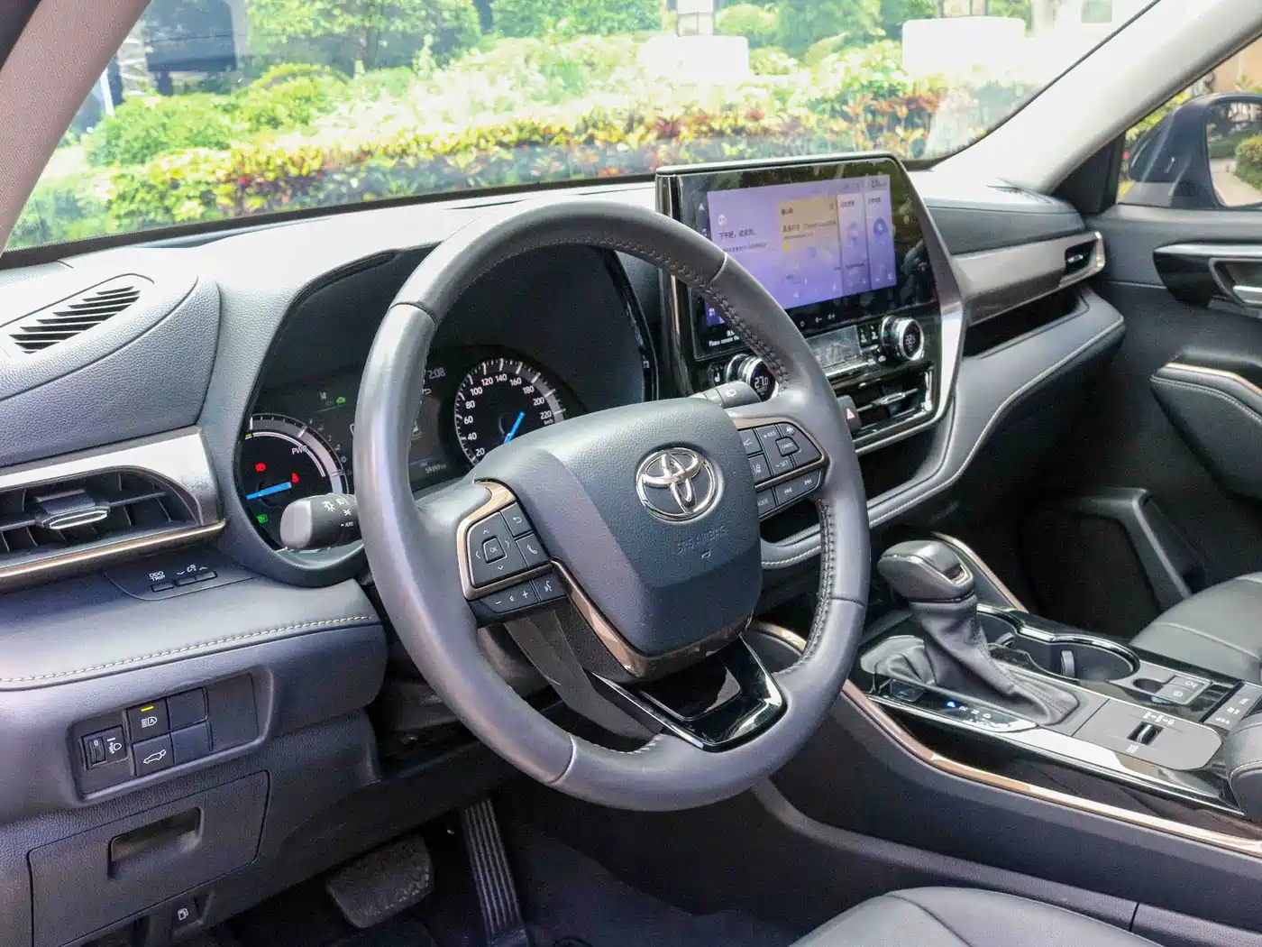 TOYOTA HIGHLANDER
