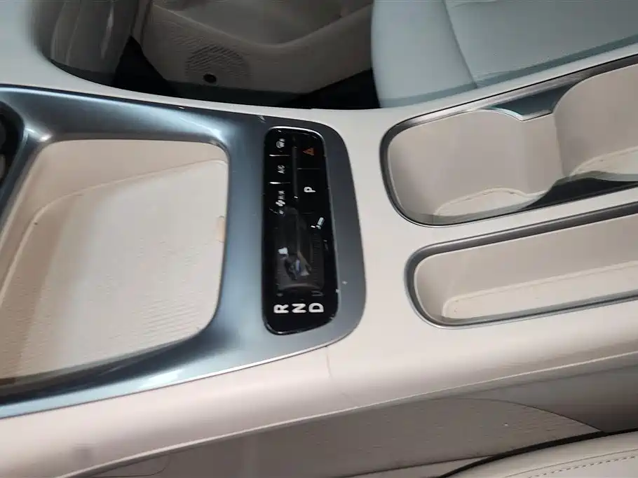 Geely Galaxy Starry Wish 2025 310km Dream Edition фото 16