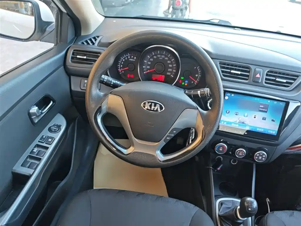 Kia K2 2015 Sedan 1.4L MT GLS фото 11
