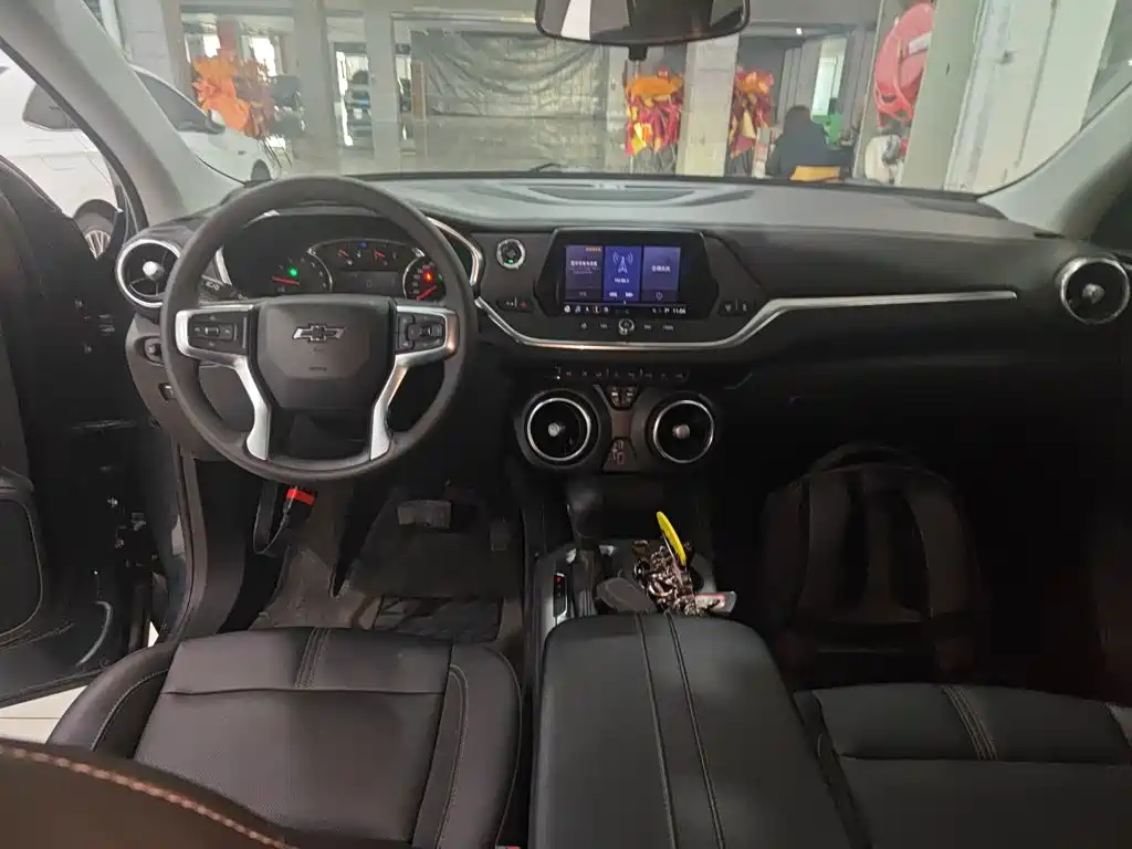 Photo 3 - Chevrolet Trailblazer