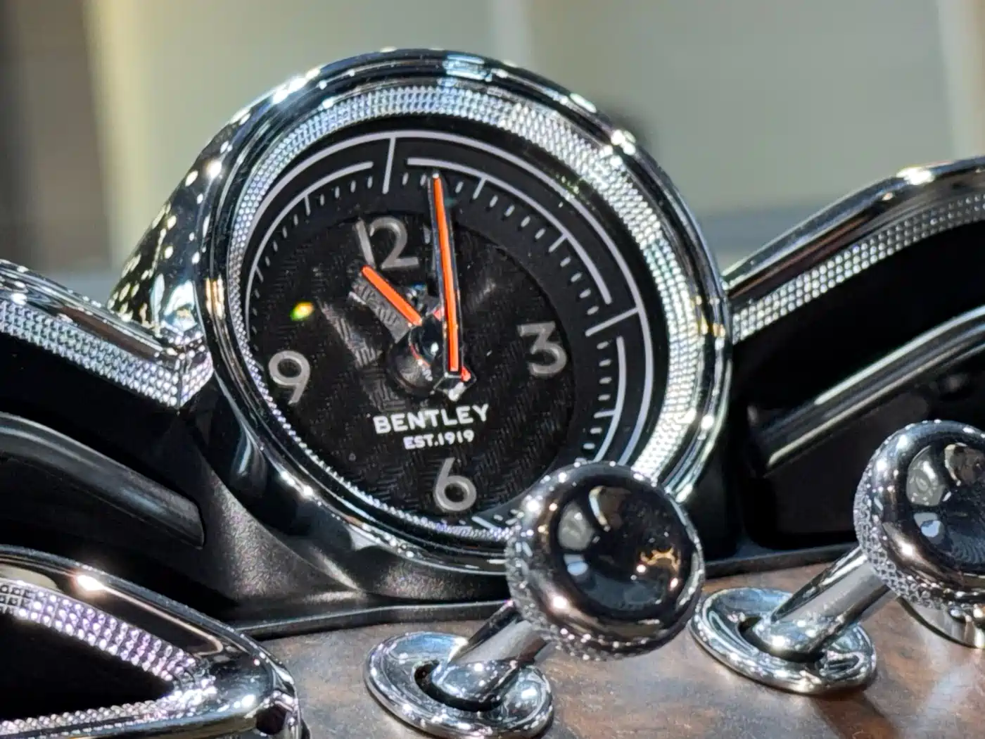 BENTLEY TIM YUE