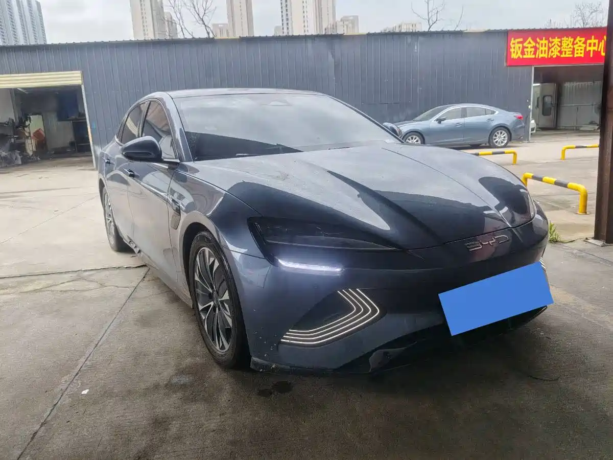 BYD Seal 2023 Champion Edition 700km Premium фото 3