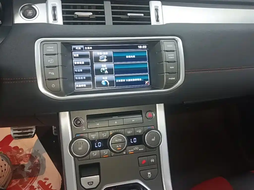 Land Rover Range Rover Evoque (Import) 2014 2.0T 5-door Brilliance Sport фото 13