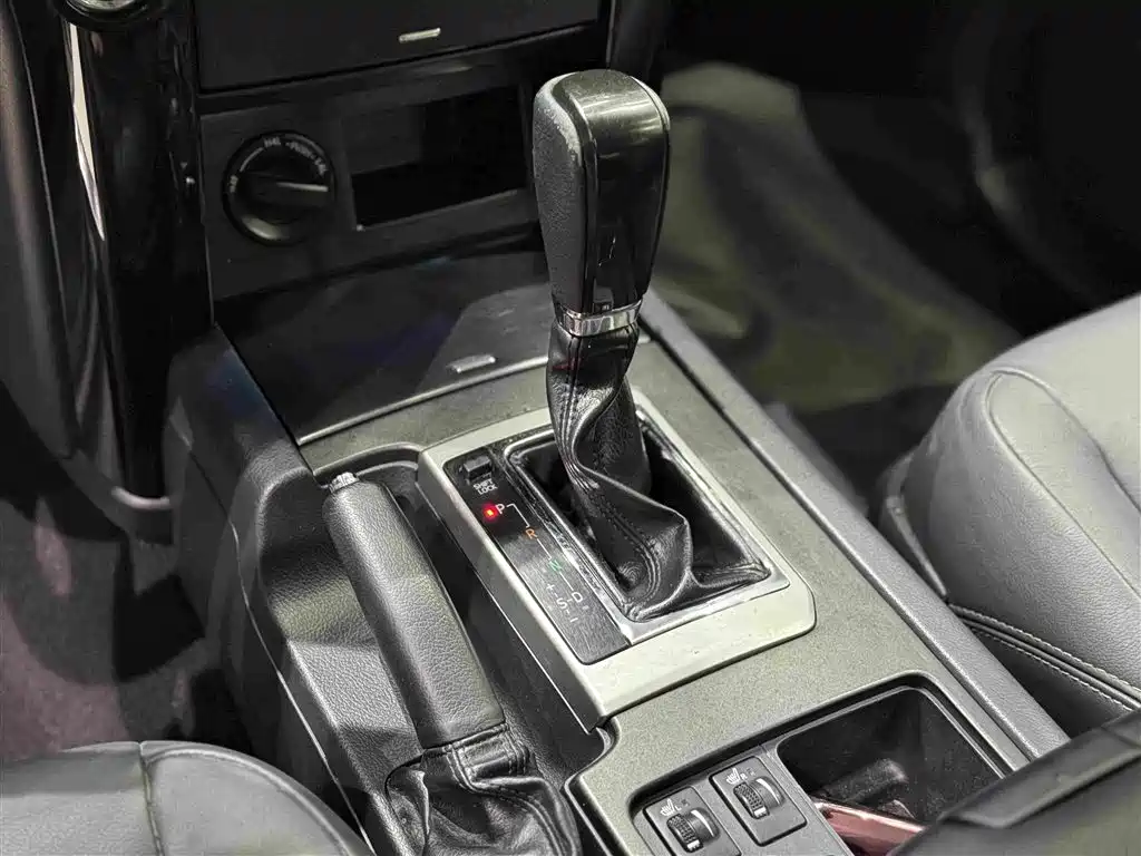 Toyota Prado 2015 2016 2.7L Auto Standard Edition