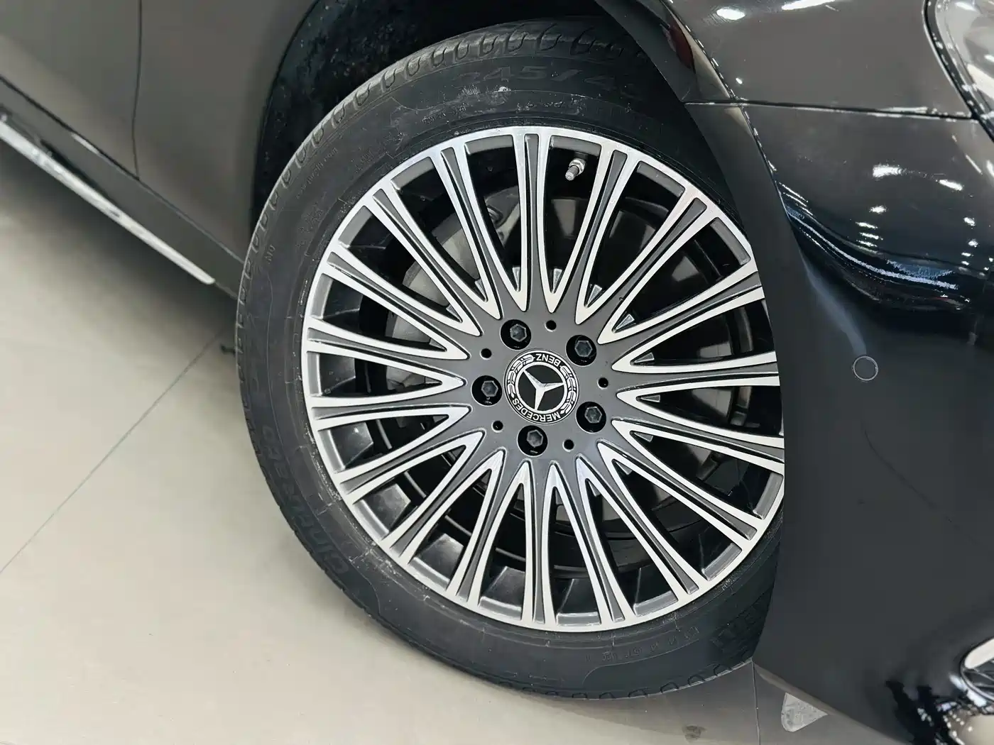 Mercedes-Benz E-Class 2020 E 300 L Sport Luxury Model фото 12