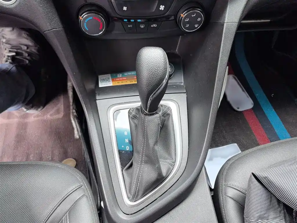 Buick Excelle 2021 1.3T Auto Mild Hybrid Elite фото 7