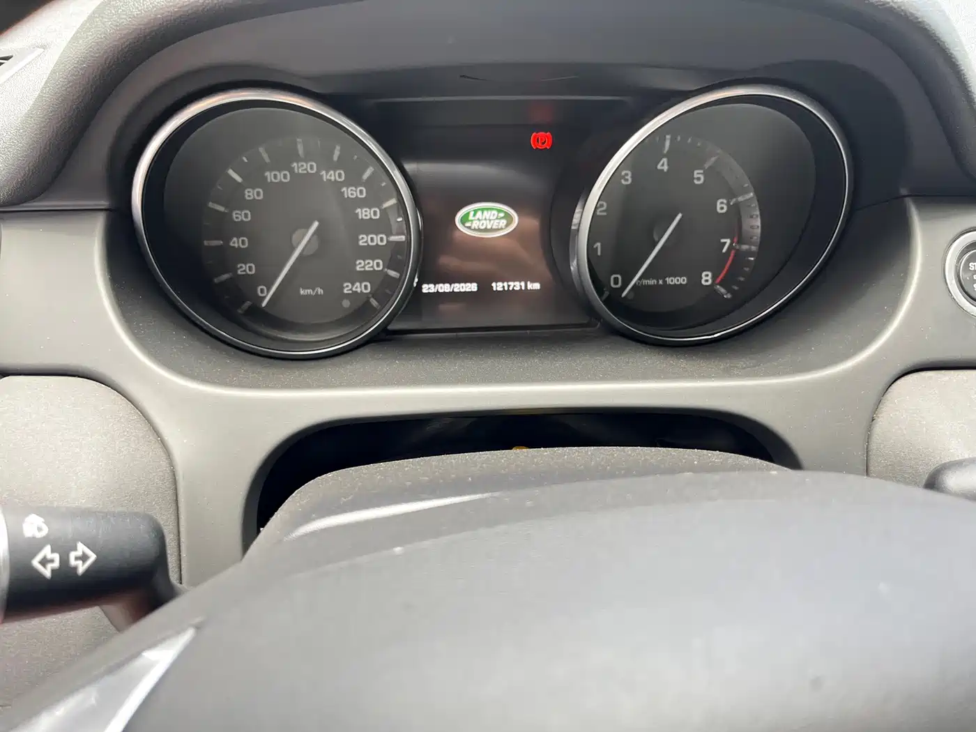 Land Rover Discovery Sport (Import) 2015 2015 2.0T SE