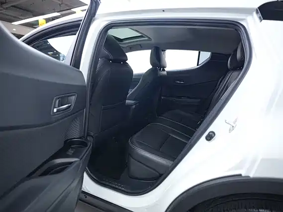 Toyota IZOA 2021 2.0L Yixiang Edition фото 9