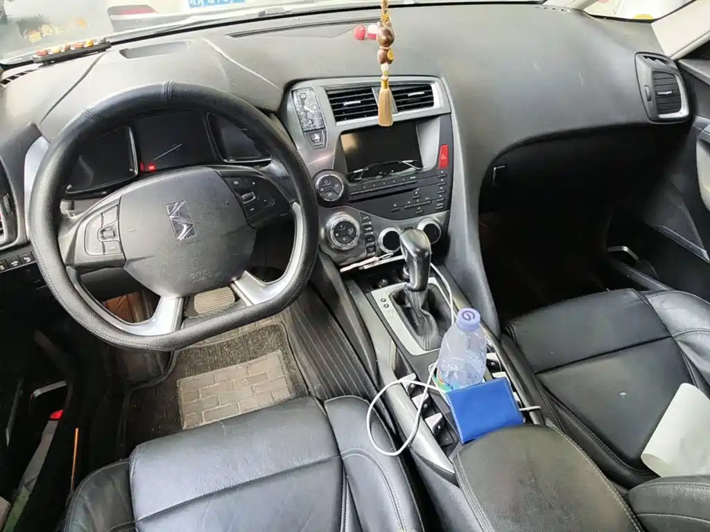 DS 5 2014 2013 1.6T Luxury THP160