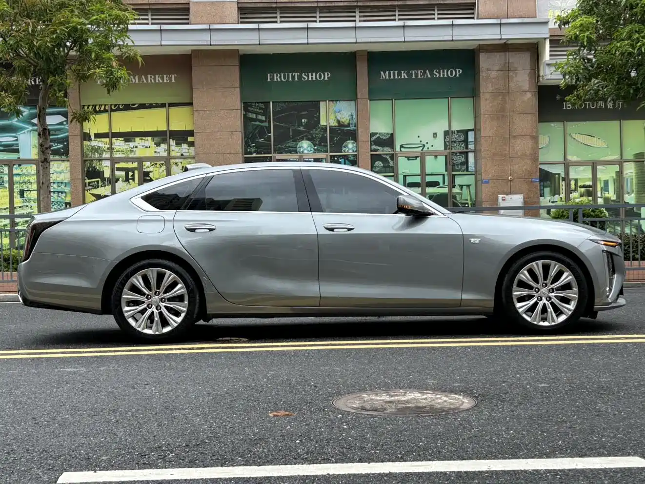 Cadillac CT6 2024 2023 28T Premium Model