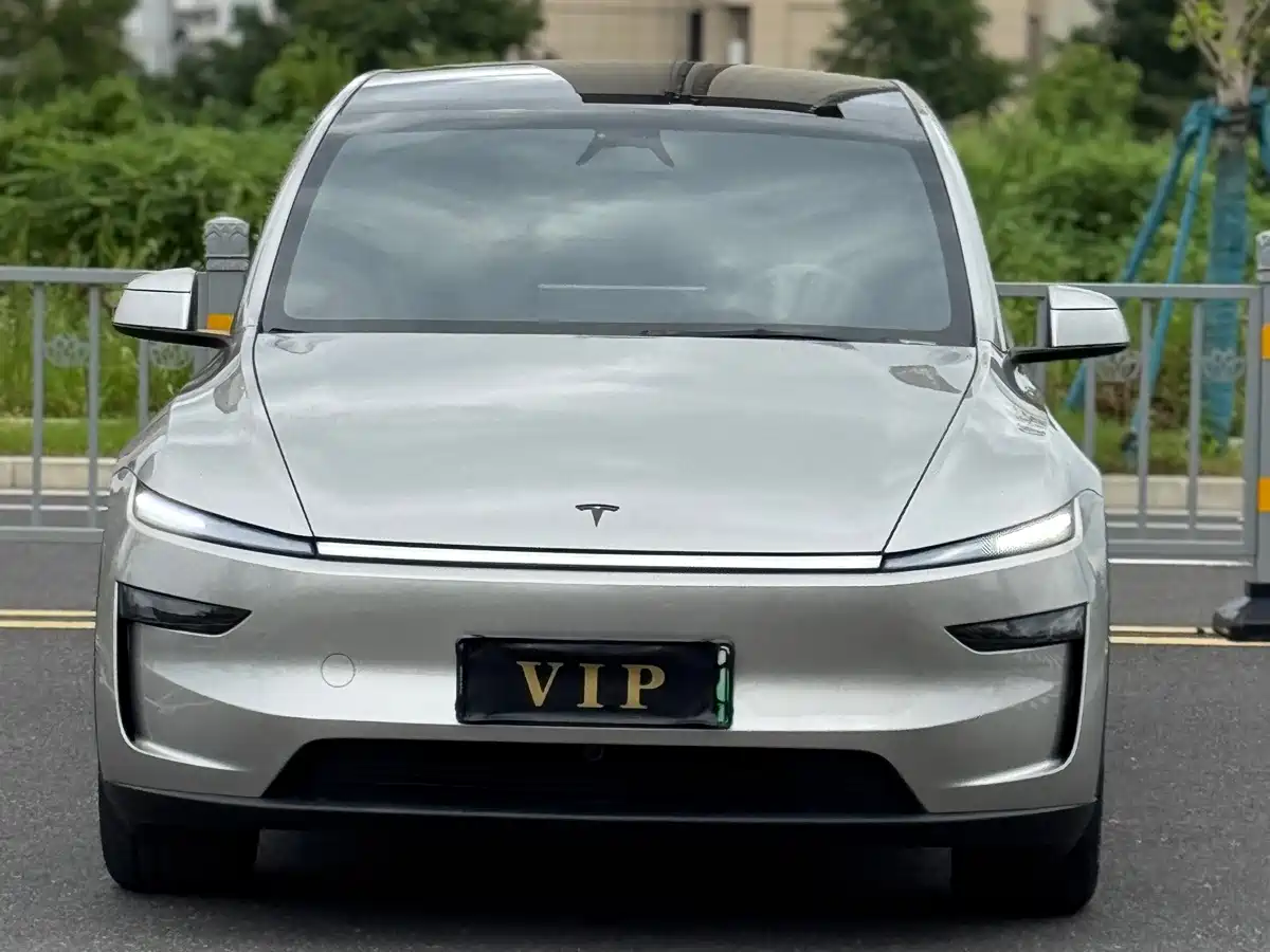 Tesla Model Y L 2025 2025 Facelift Long Range AWD
