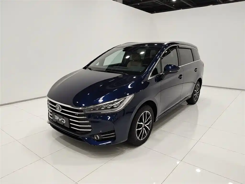 BYD Song MAX 2018 1.5T Auto Smart Connected Elite 6-Seater фото 2
