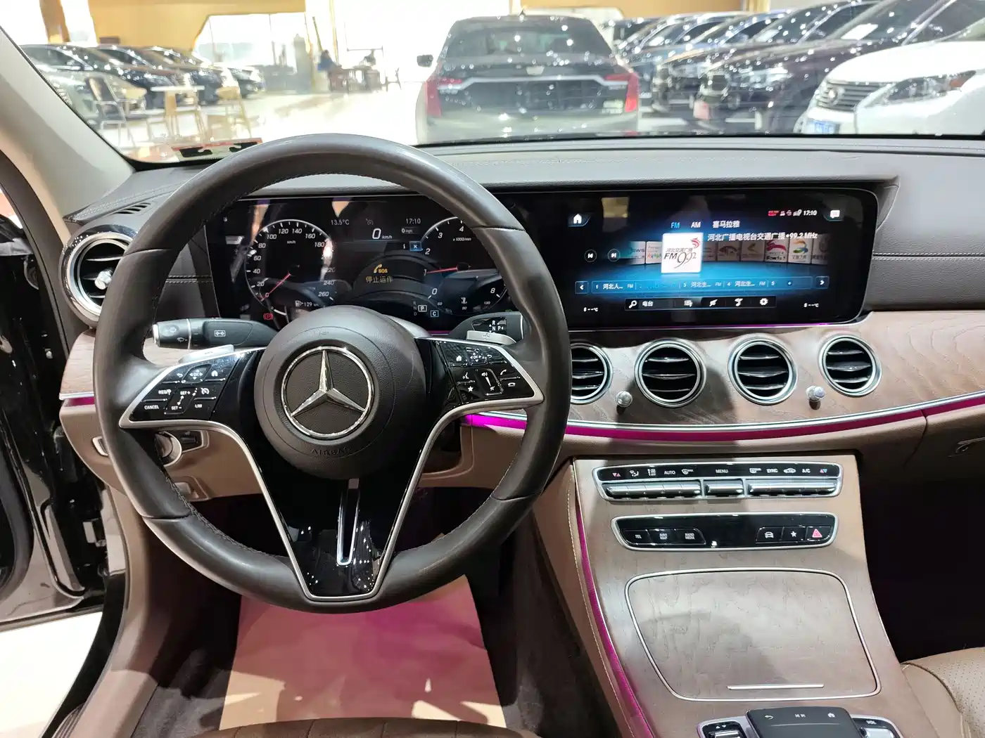 Mercedes-Benz E-Class 2022 E 300 L Luxury фото 8