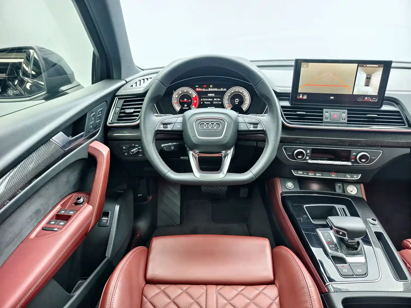 Audi Q5L Sportback 2022 Facelift 40 TFSI Luxury Style фото 12