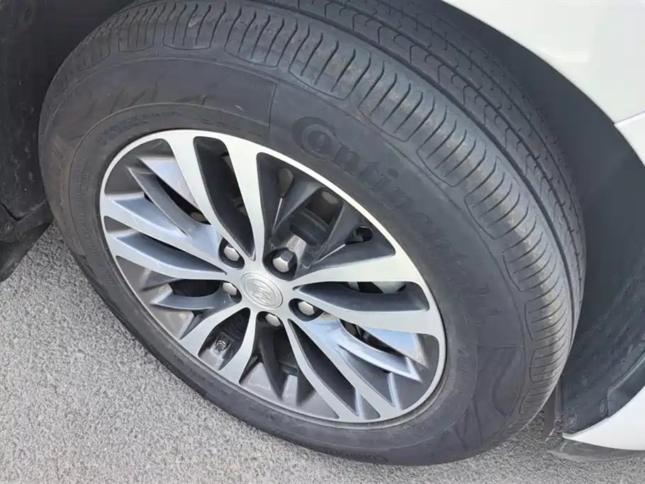 Buick GL8 2018 ES 28T Comfort Type China VI фото 6