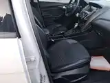 Фото 25 - Ford Focus