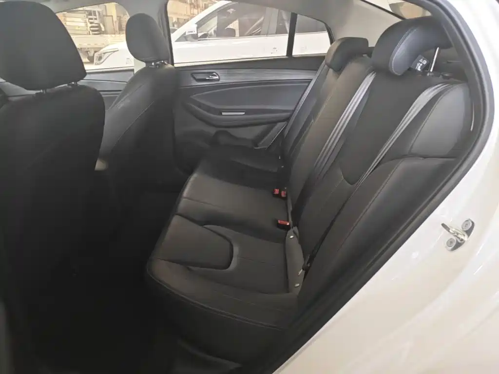 Chery Arrizo 5 2022 2021 PRO 1.5L Manual Youth Edition