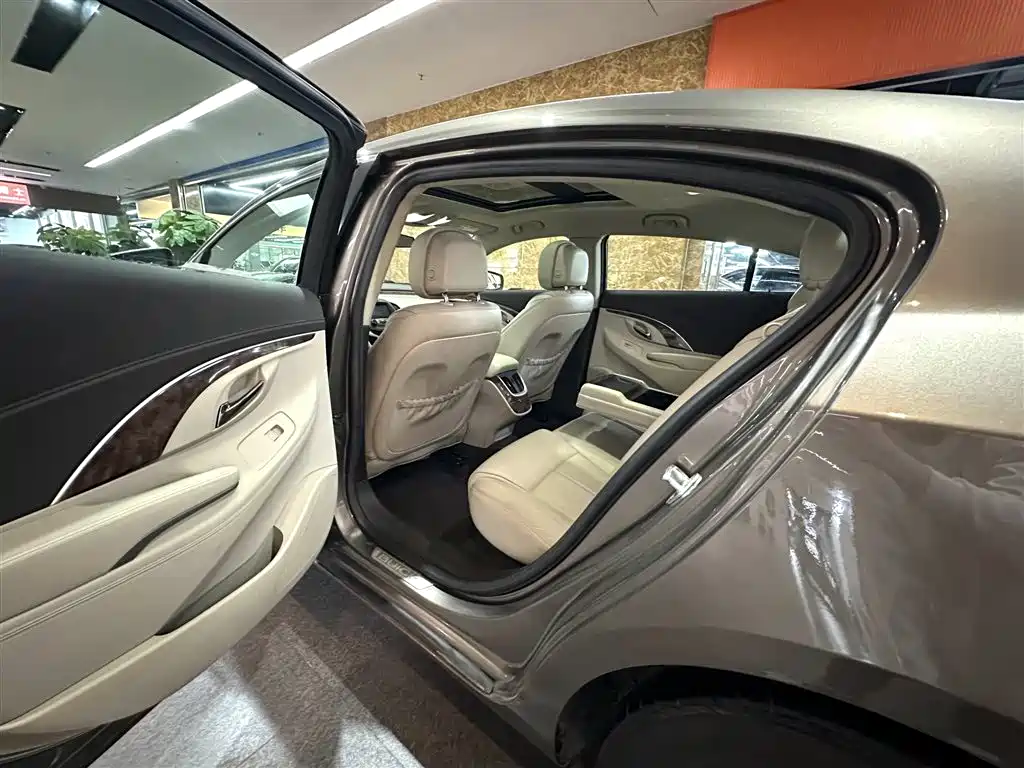 Buick LaCrosse 2013 2.4L SIDI Leading Comfort фото 19