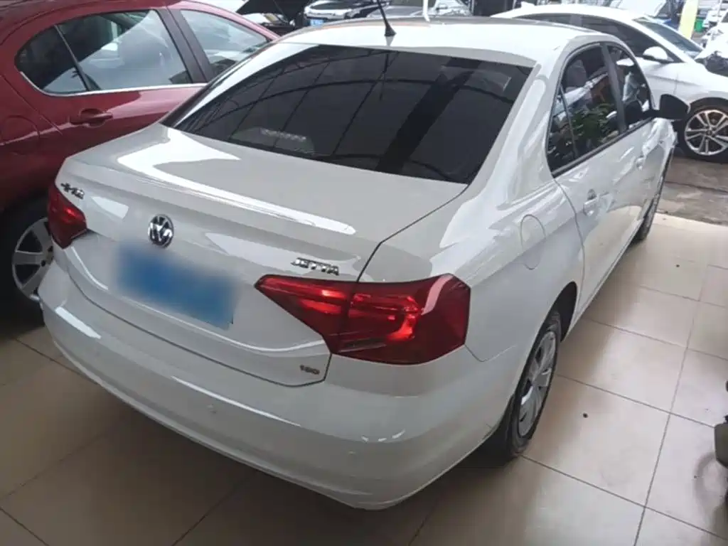 Volkswagen Jetta 2017 1.5L Automatic Fashion фото 7