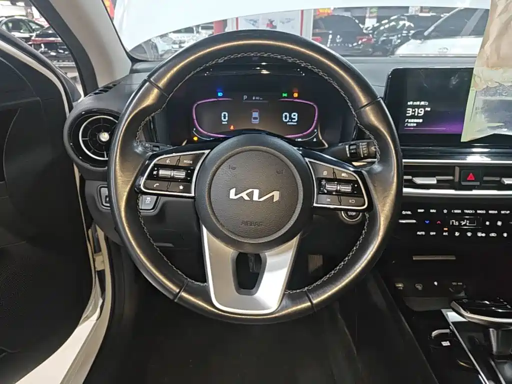 Kia K3 2024 2023 Model 1.5L CVT Luxury Edition