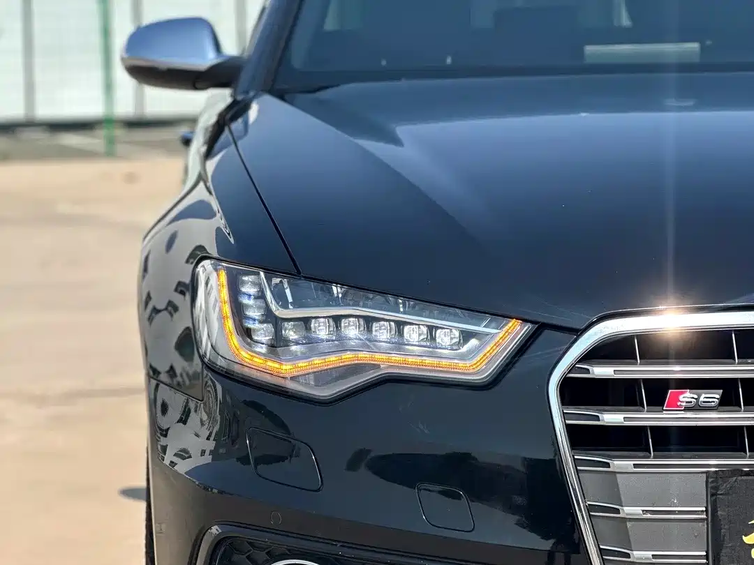 Audi S6 2013 S6 4.0TFSI фото 5