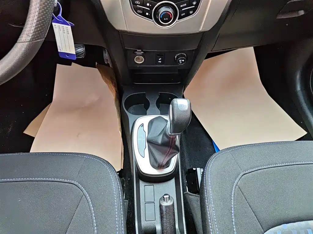 Haval H1 2017 Red Label 1.5L AMT Comfort фото 10