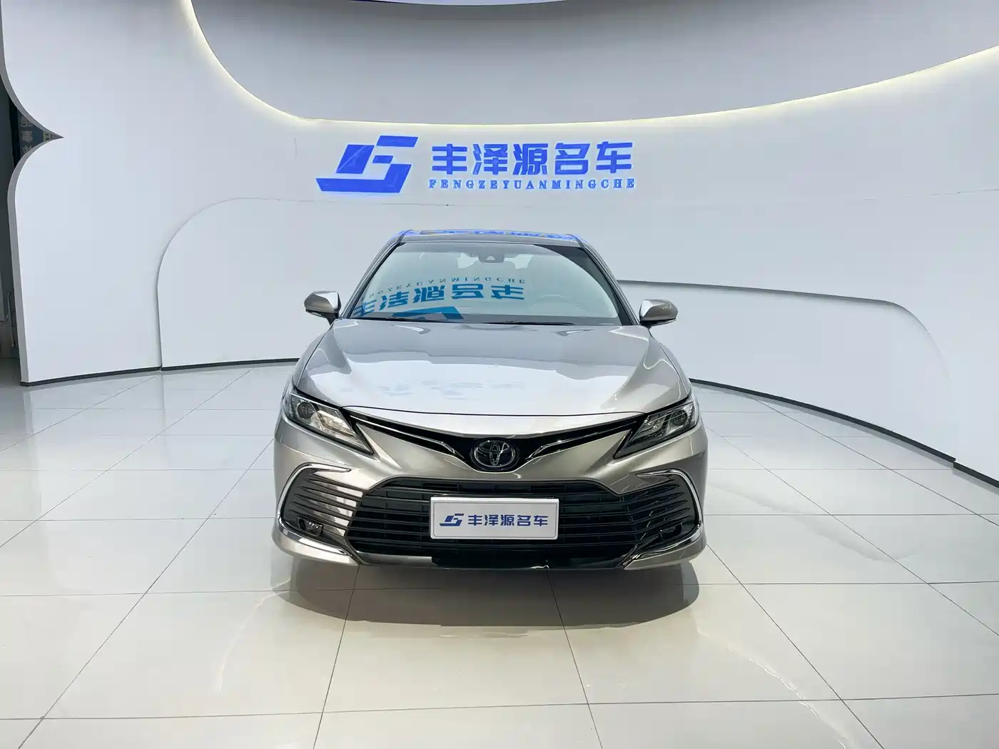 Toyota Camry 2021 2.0G Luxury Edition фото 2