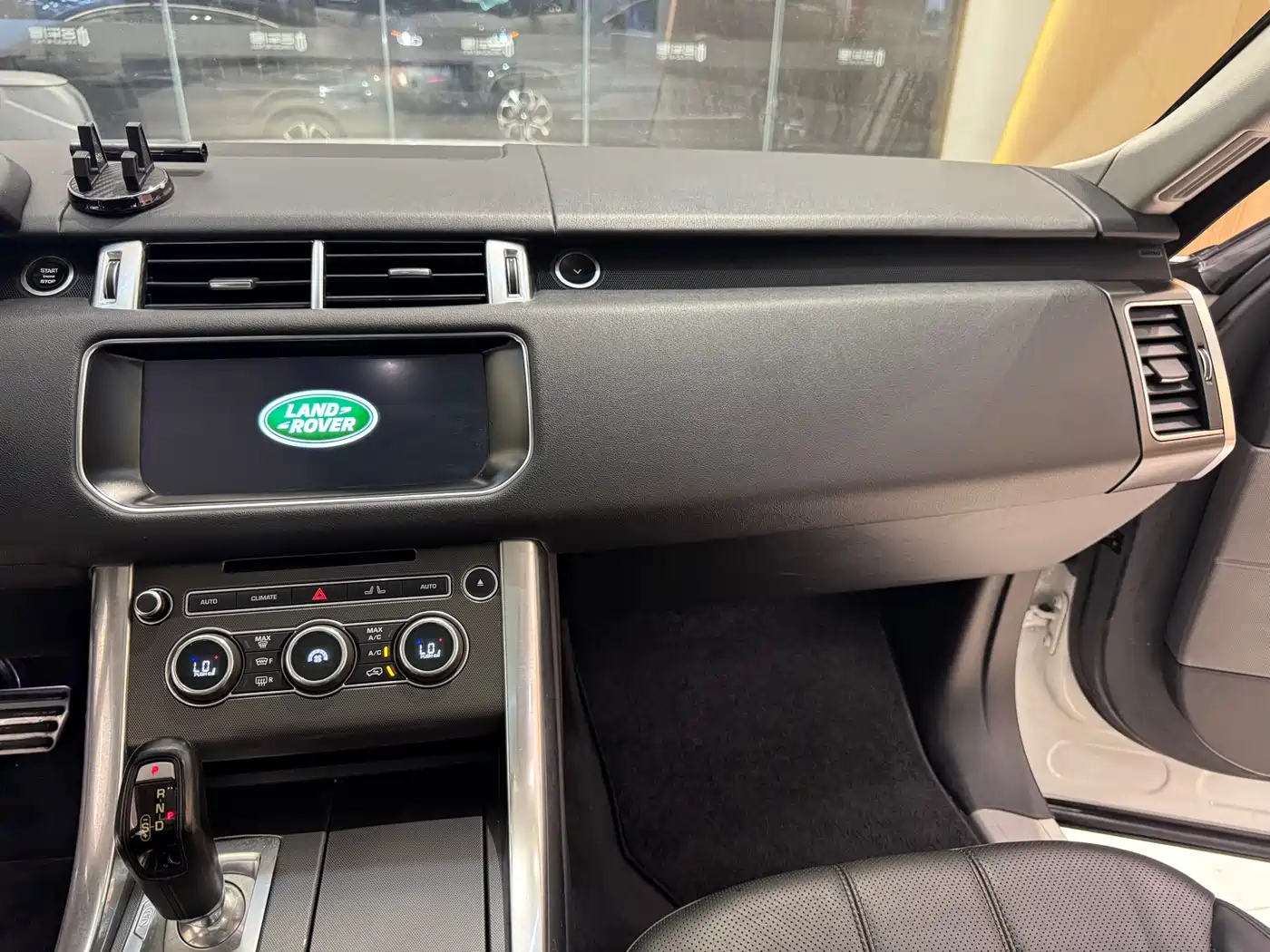 Land Rover Range Rover Sport 2017 3.0 SC V6 HSE DYNAMIC фото 9