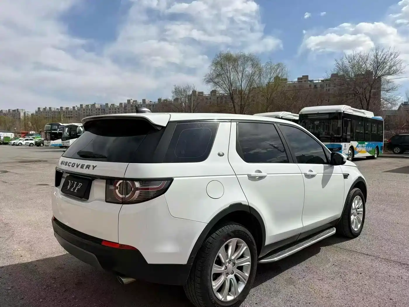 Land Rover Discovery Sport 2018 240PS SE Edition фото 9
