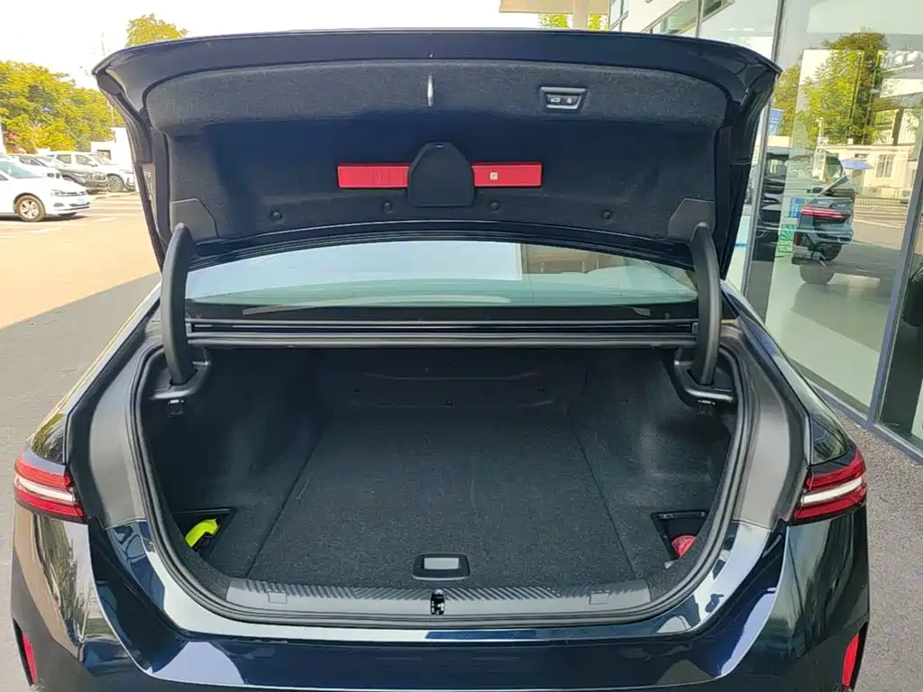 BMW i5 2025 2025 eDrive 40L M Sport Package