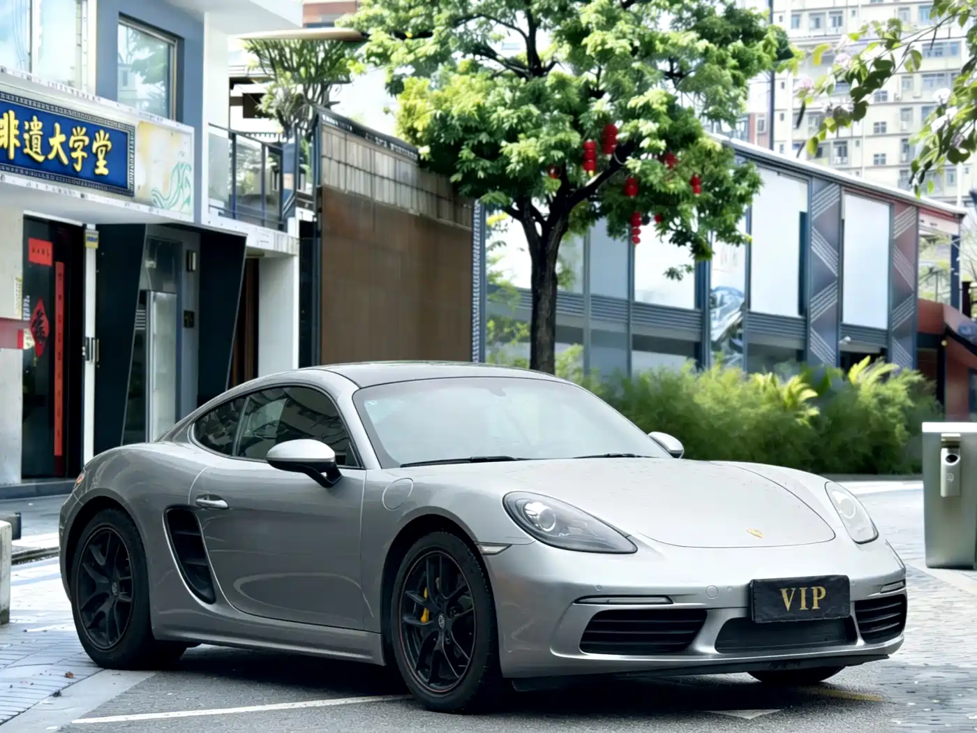 Porsche 718 2018 Cayman 2.0T фото 3