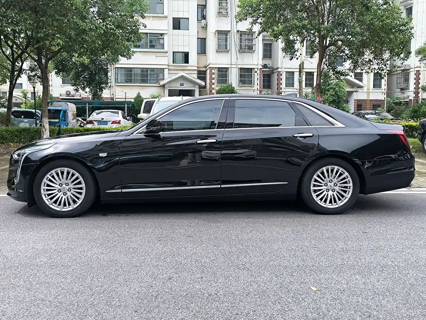 CADILLAC CT6