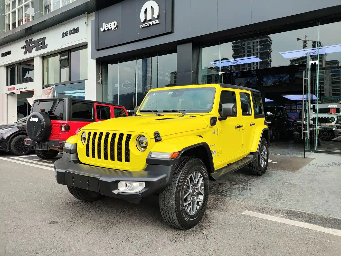 Jeep Wrangler 4xe 2024 2022 4-Door 2.0T 4xe Sahara Fluorescent Yellow Limited Edition