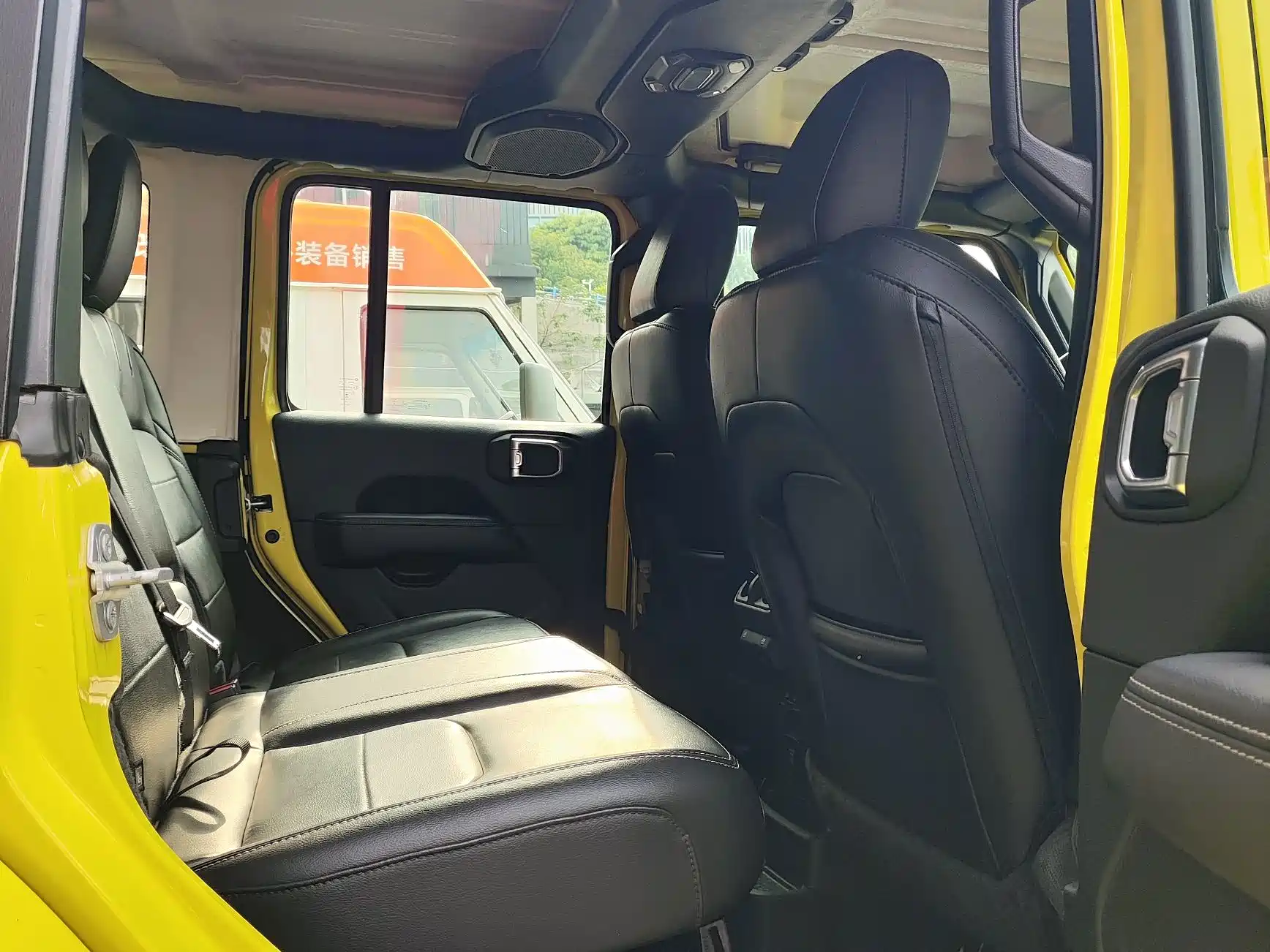 Фото 8 - Jeep Wrangler 4xe