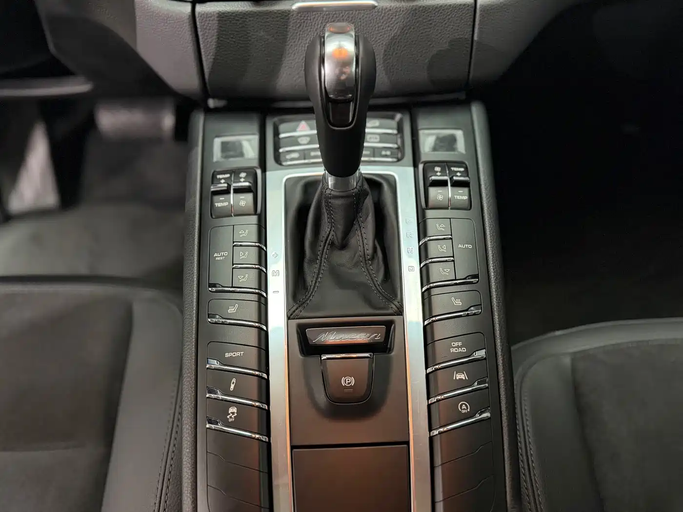 Porsche Macan 2017 Macan 2.0T фото 11