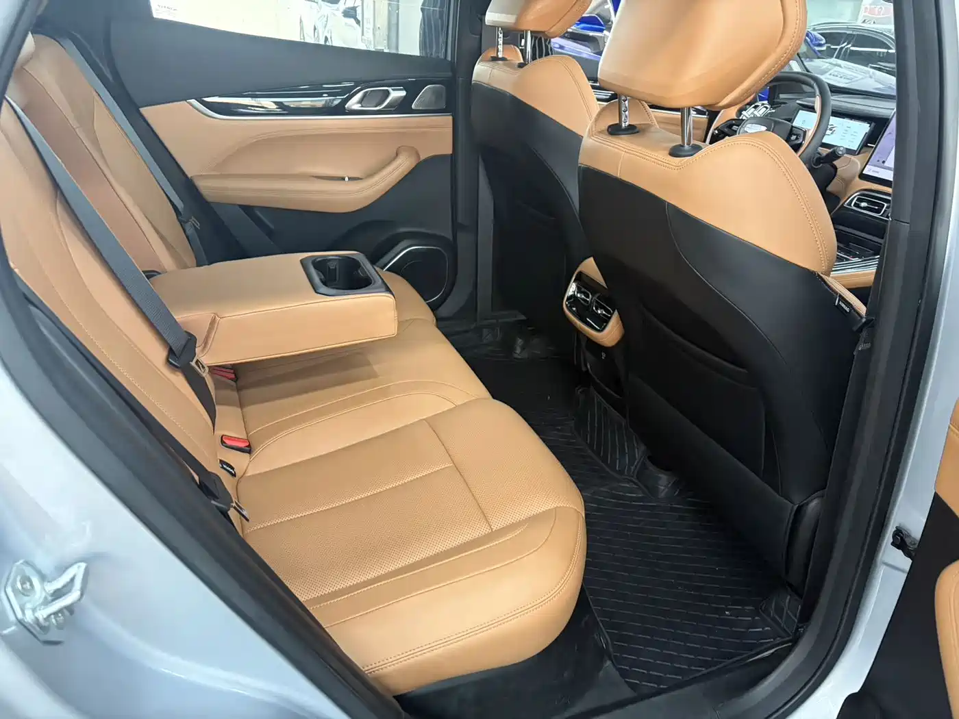 GEELY BOYUE L