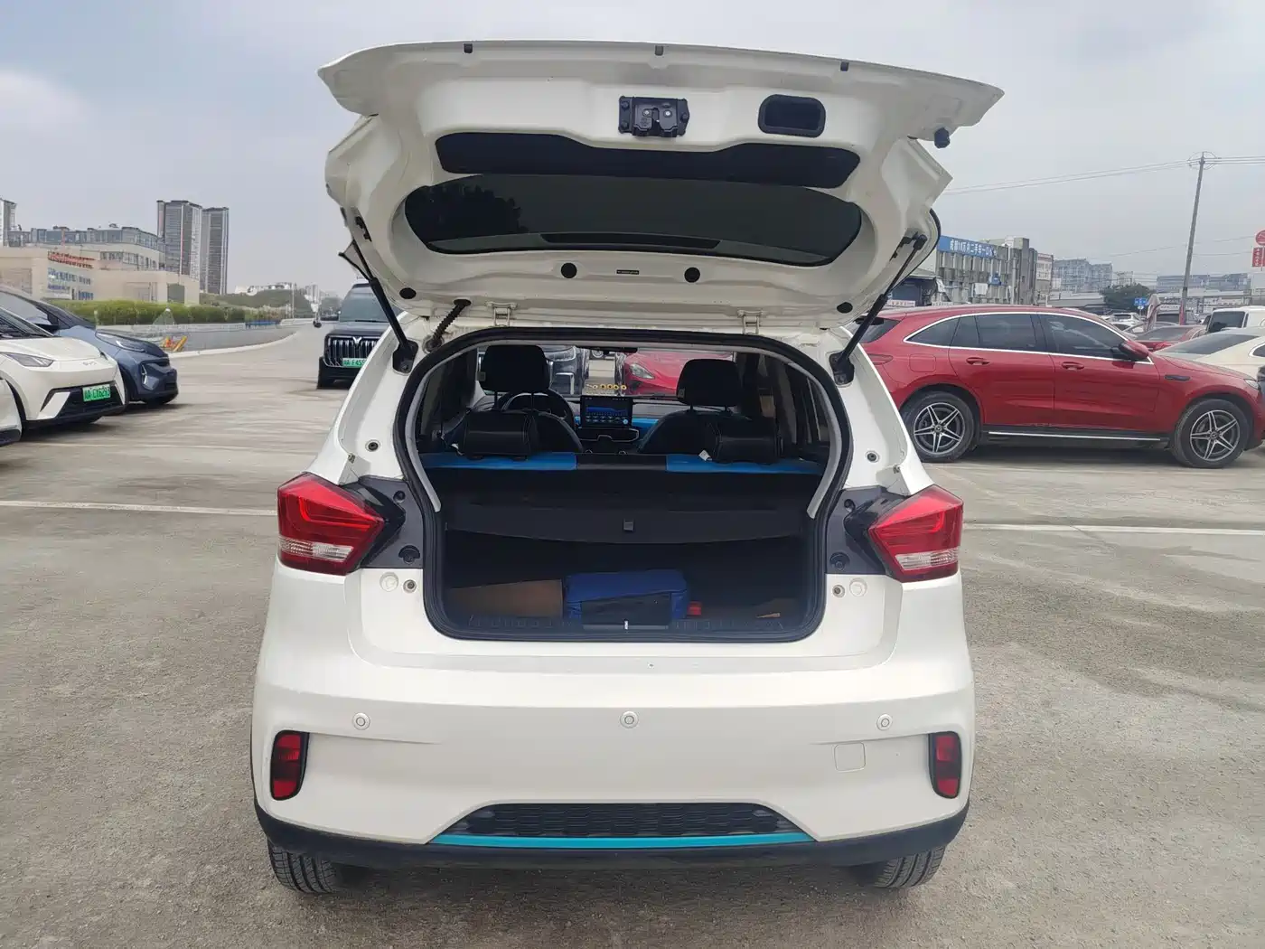 BAIC NEW ENERGY EC3