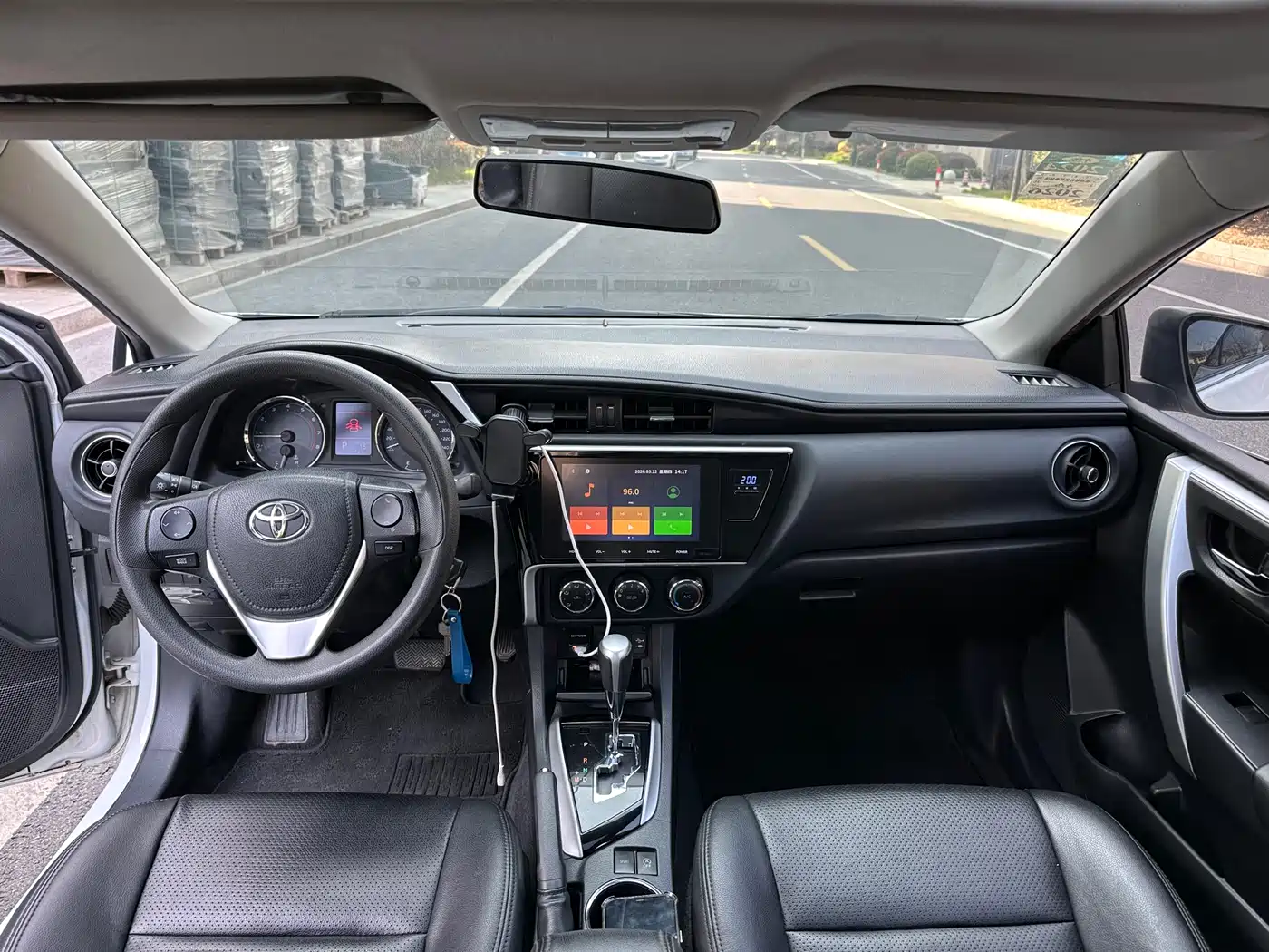 Toyota Corolla 2018 1.2T S-CVT GL-i Smart Shine Edition фото 16