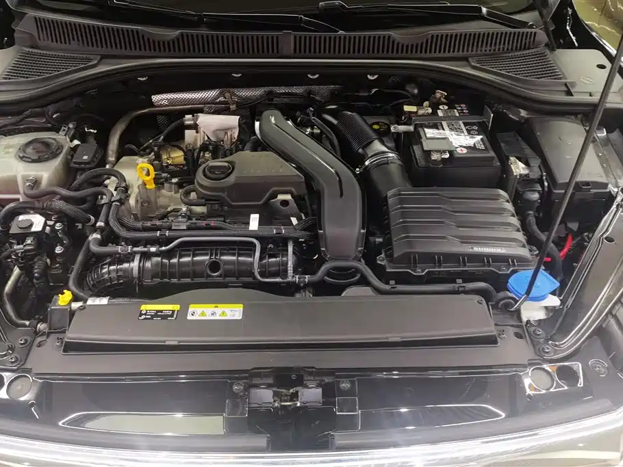 Volkswagen Sagitar 2023 300TSI DSG Surpassing Edition фото 10