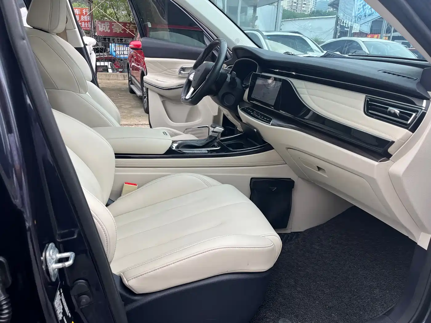Changan Oshan X7 2020 2020 1.5T Automatic Flagship