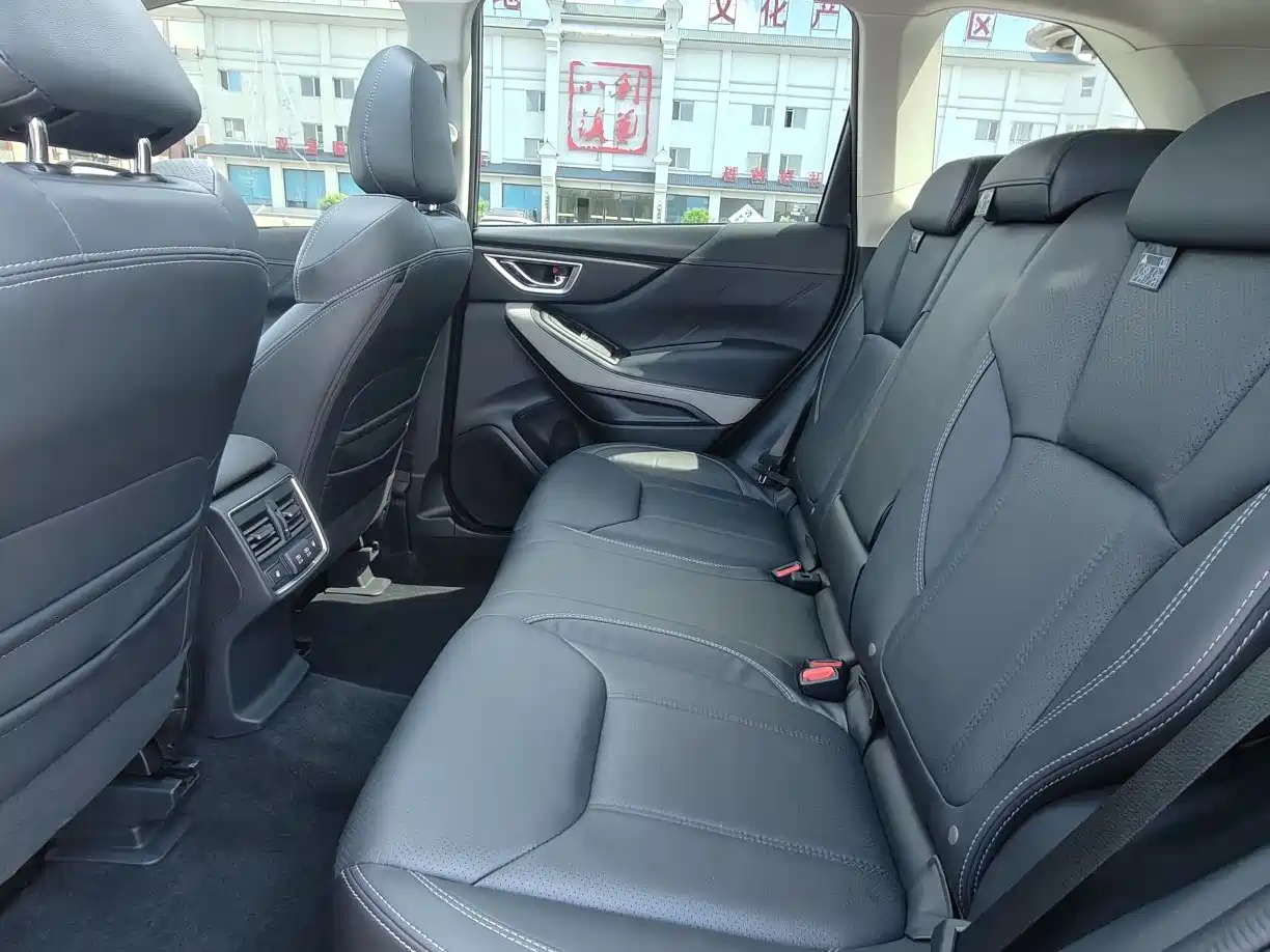 Subaru Forester 2022 2.0i AWD Flagship Edition with EyeSight фото 8