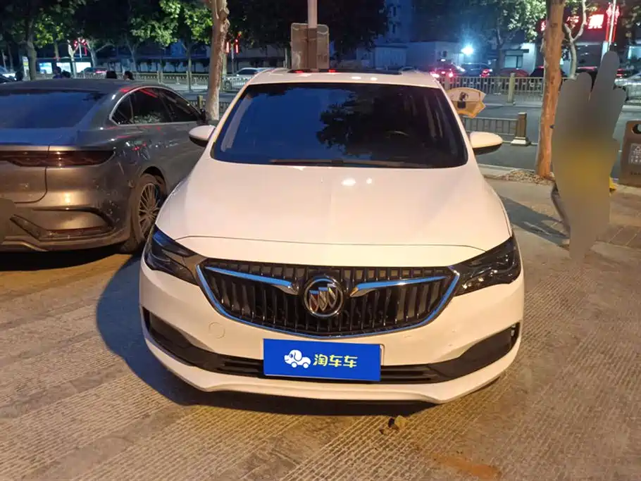 Buick GL6 2018 18T 6-Seater Luxury фото 2