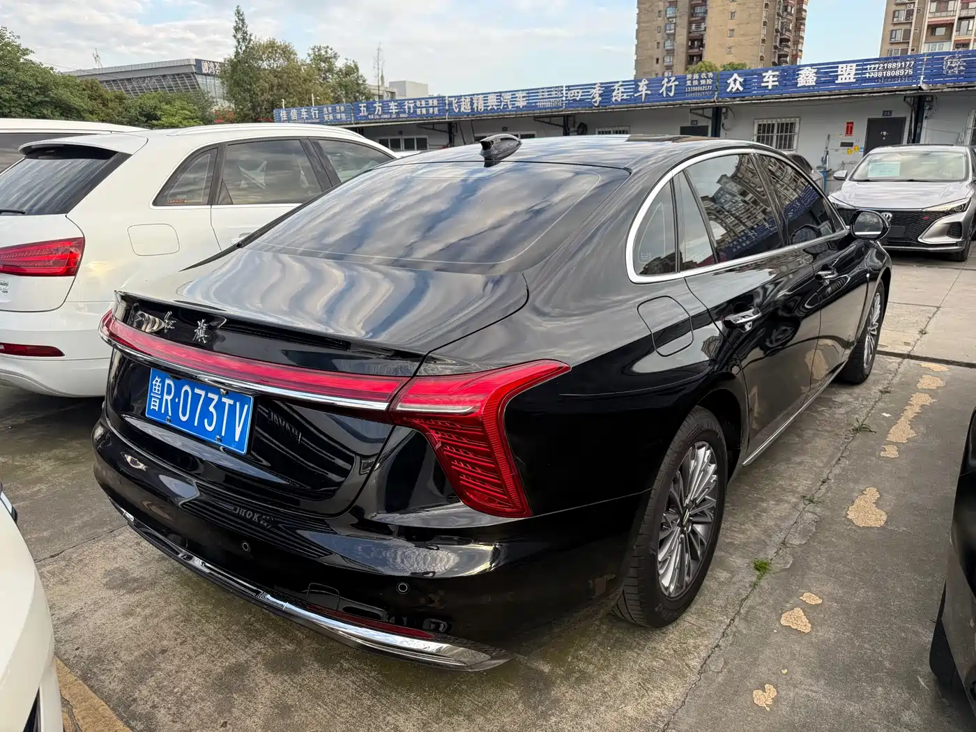 Hongqi H5 2023 1.5T DCT Smart Connect Joy Edition фото 16